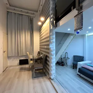 Roland Downtown - Akácfa Budapest